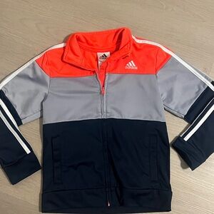Adidas Athletic Jacket Full Zip
Unisex size 6 toddler